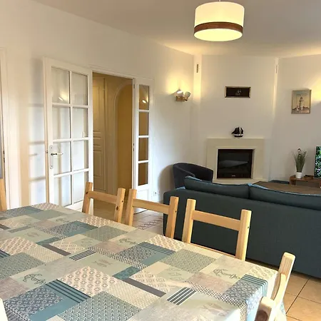 Hi000-c24 5 Pieces 8 Couchages Hilaire De Riez *